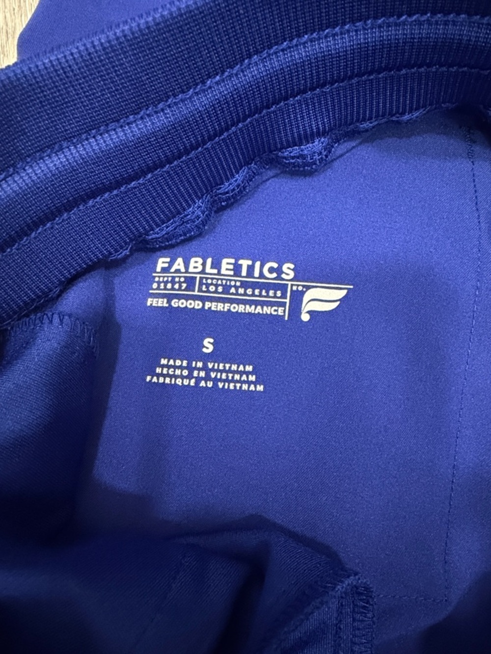 Fabletics Scrub Set - Picture 6 of 10